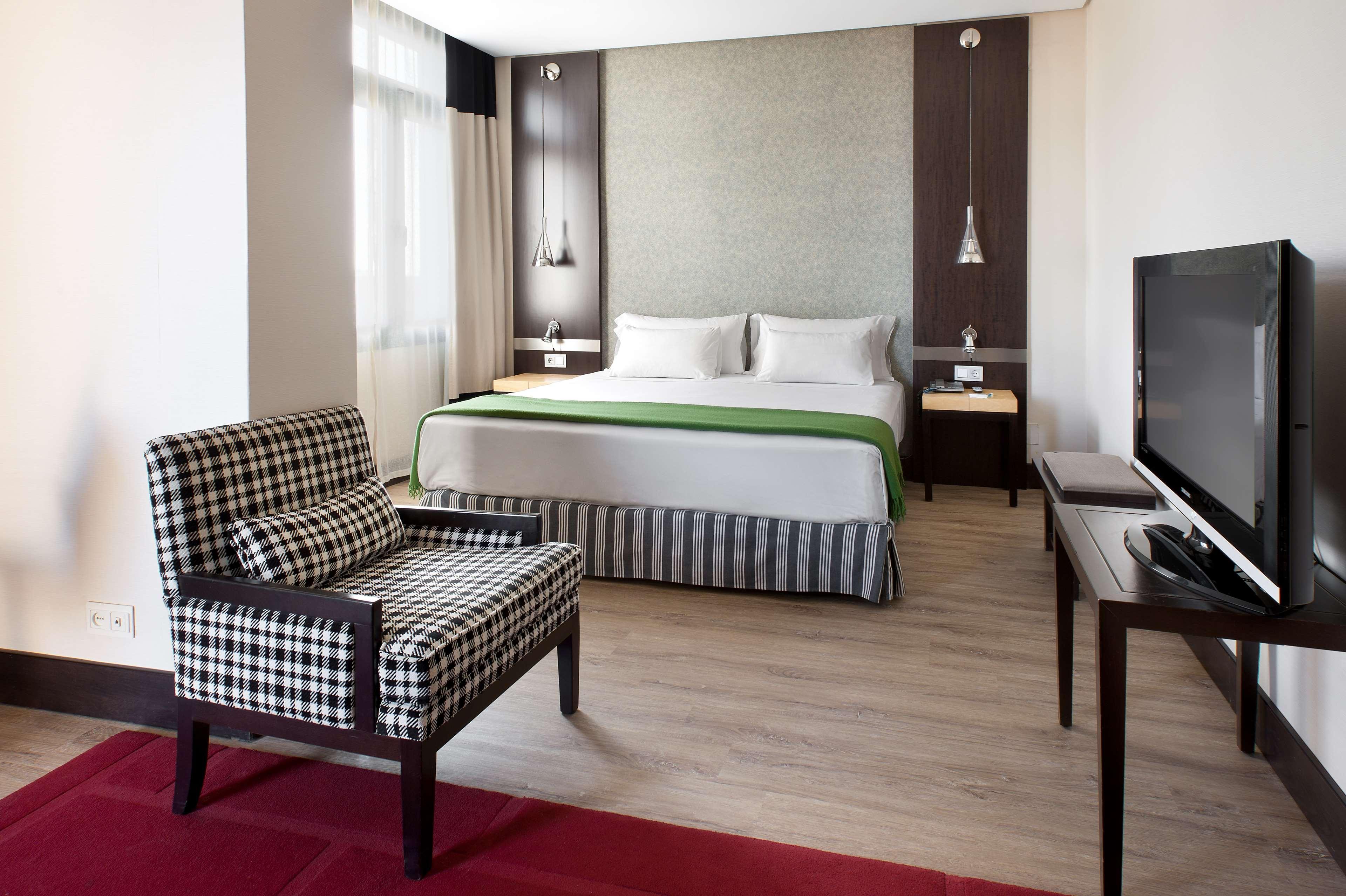 Nh Avenida Jerez Hotel Jerez de la Frontera Ngoại thất bức ảnh