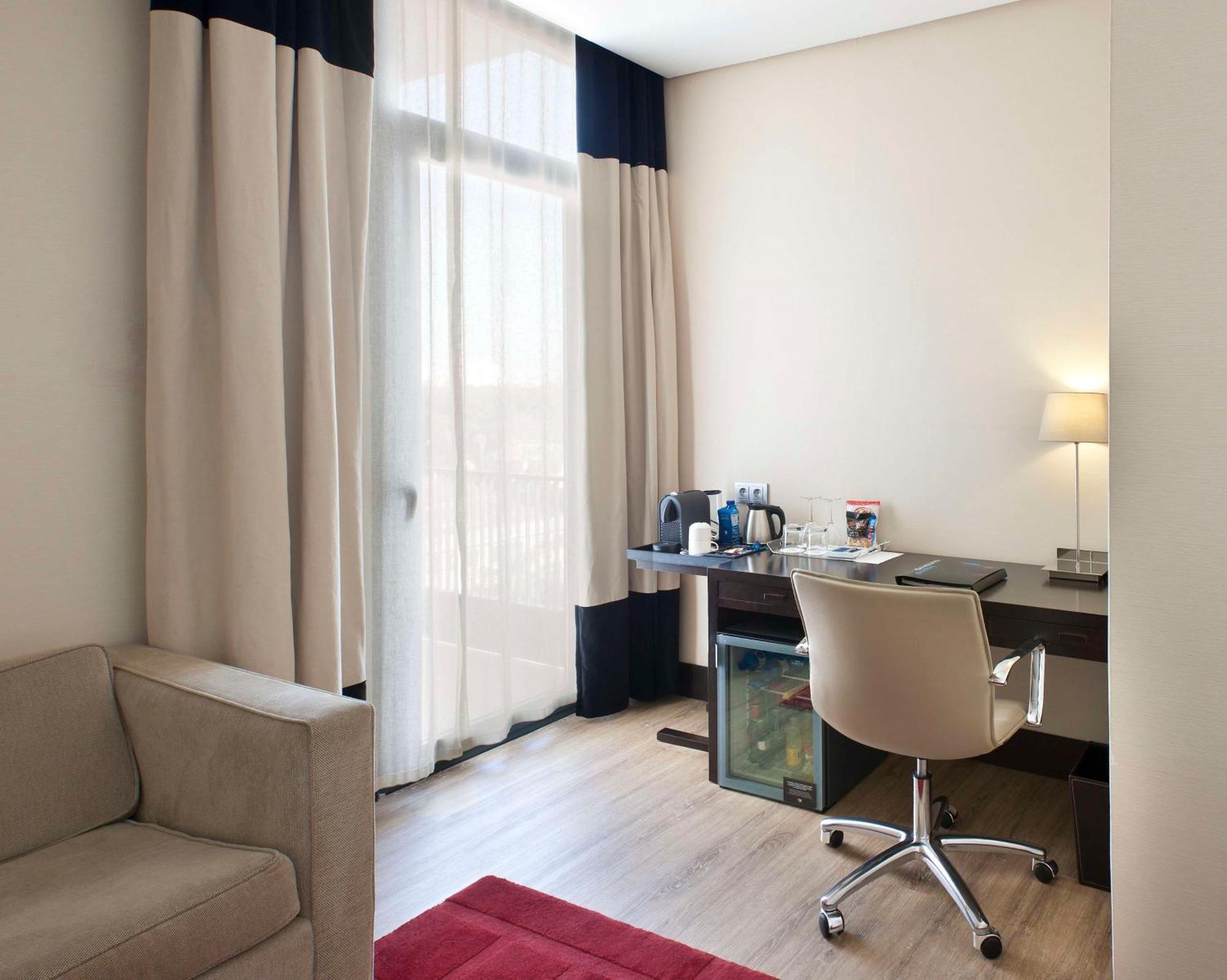 Nh Avenida Jerez Hotel Jerez de la Frontera Ngoại thất bức ảnh